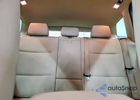 2015 BMW X3 xDrive28I z USA, uszkodzony, nr VIN 5UXWX9C51F0D52290